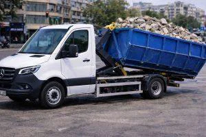 Serviciu de transport moloz în București și județul Ilfov, soluția eficientă pentru lucrări curate și bine organizate