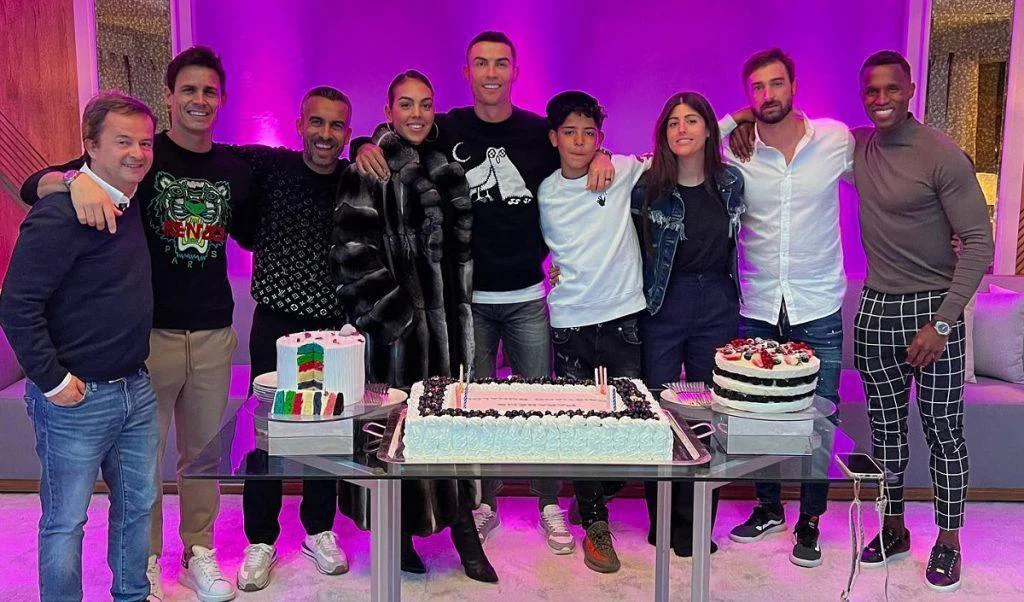 Care Este Numele De Familie A Lui Cristiano Ronaldo